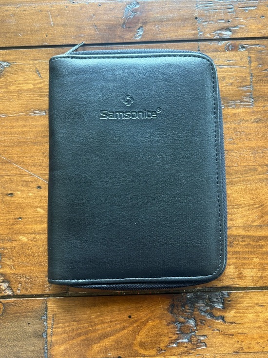 Samsonite Accessories - Samsonite Black Travel Wallet